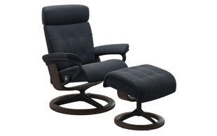 Stressless Erik with  Signature Chair & Stool detail page